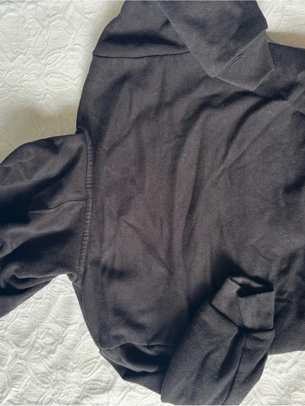 GAP Black Sweatshirt with White Tag Detail